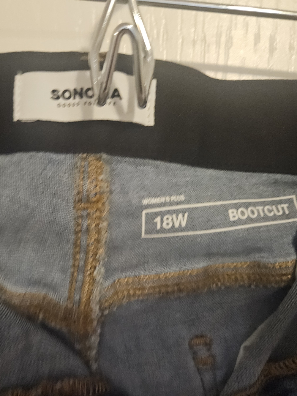 Sonoma Straight-Leg Women's Jeans in Medium Blue Wash - Picture 2 of 3